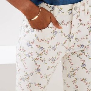 LOFT Jeans - Loft Spring Floral Modern Skinny Jeans - So cute!! LOFT Jeans - Loft Spring Floral Modern Skinny Jeans - So cute!!